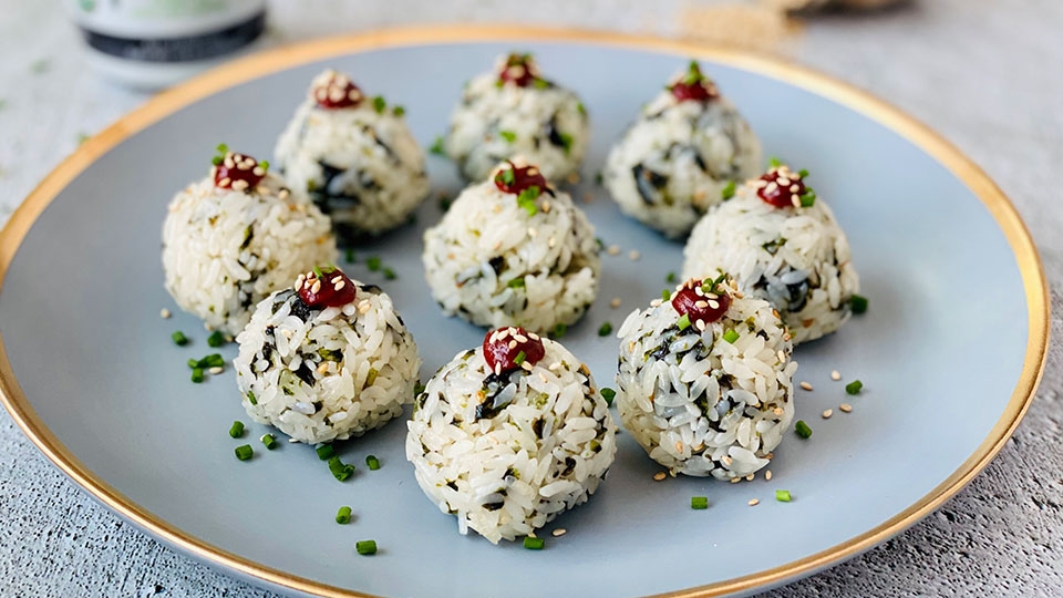 rong biển sấy khô ăn kèm với cơm